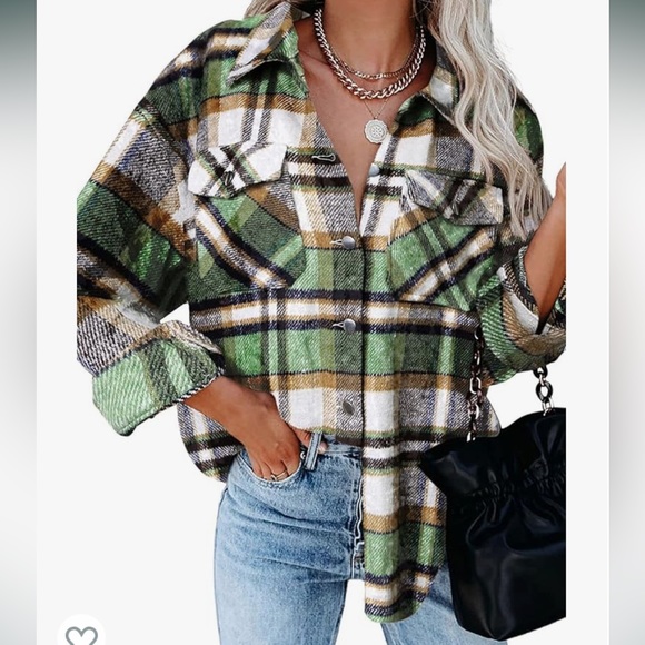 Thick Green Women’s Button up Flannel - Picture 1 of 5